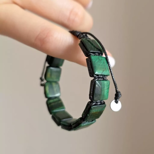 SZN1093 webp Damska bransoletka makramowa zielone tygrysie oko Magneska 2.webp