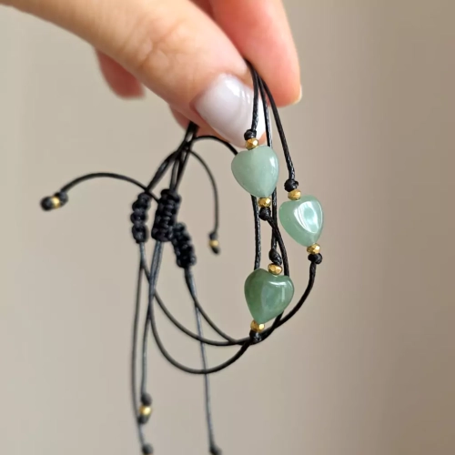 SZN1058 wbep Bransoletka awenturyn zielony serduszko i hematyt na czarnym sznurku Magneska 10.webp