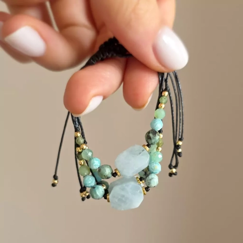 SZN955 webp Bransoletka akwamaryn, turkus, amazonit, chryzopraz, tsavoryt i hematyt na czarnym sznurku Magneska 10.webp