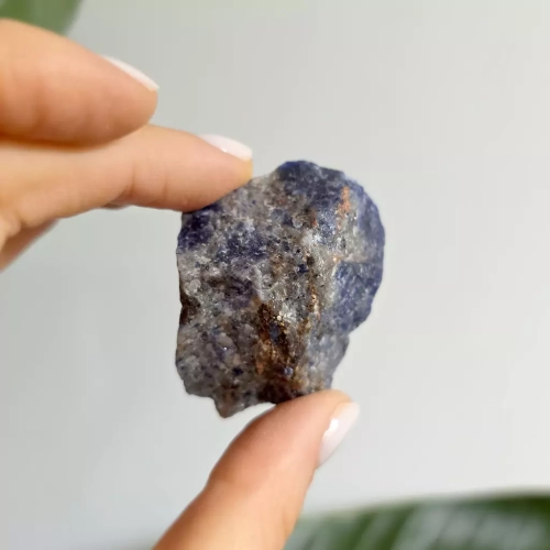 BR0079 webp Sodalit bryłka Magneska.webp