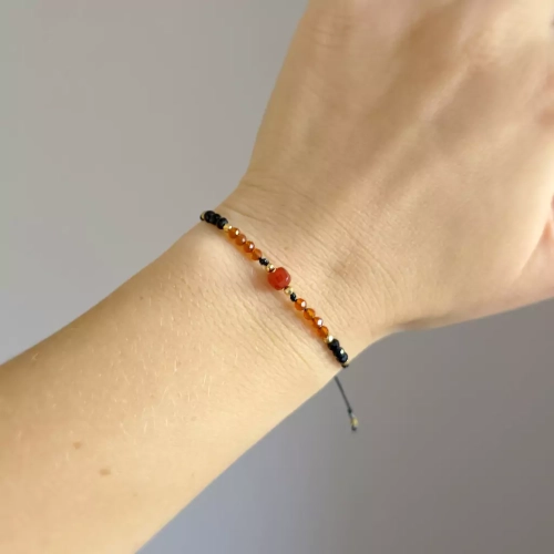 SZN1104 webp Bransoletka karneol, czarny turmalin i hematyt na czarnym sznurku Magneska biżuteria 4.webp