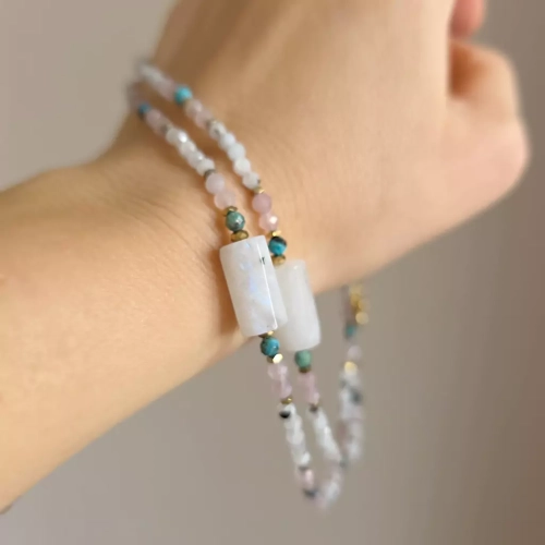 naw1093-naszyjnik-choker-mama-kamien-ksiezycowy-chryzokola-kwarc-rozowy-i-hematyt-magneska-bizuteria-z-kamieni-naturalnych-zielona-gora-5-68e3710da5a76.webp