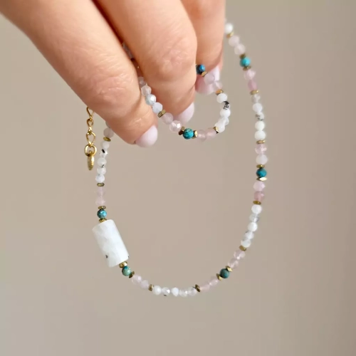 naw1093-naszyjnik-choker-mama-kamien-ksiezycowy-chryzokola-kwarc-rozowy-i-hematyt-magneska-bizuteria-z-kamieni-naturalnych-zielona-gora-4-68e3710bd5b43.webp
