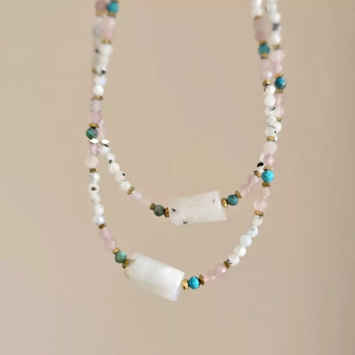naw1093-naszyjnik-choker-mama-kamien-ksiezycowy-chryzokola-kwarc-rozowy-i-hematyt-magneska-bizuteria-z-kamieni-naturalnych-zielona-gora-2-68e370f4415a7.webp