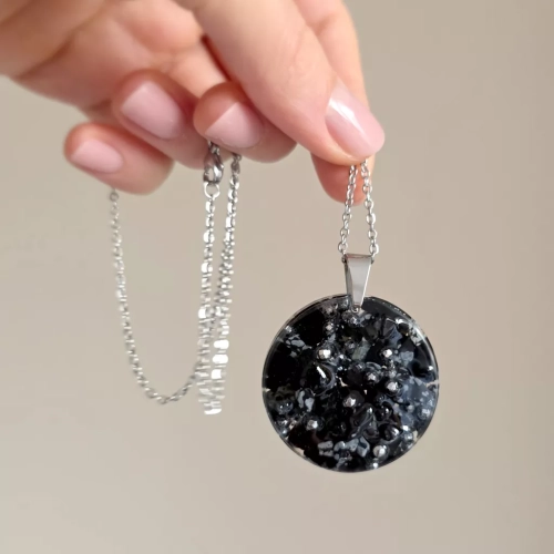 NAW1103 webp Naszyjnik obsydian śnieżny, czarny turmalin i hematyt na łańcuszku stal chirurgiczna Sparkles unique Magneska biżuteria Zielona Góra 5.webp