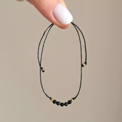 SZN1115 webp Bransoletka czarny turmalin i hematyt na czarnym sznurku v.4 Magneska biżuteria z kamieni naturalnych 2.webp