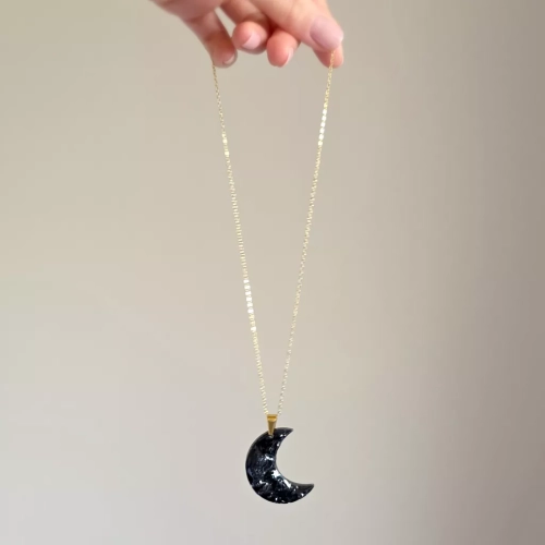 NAW1113 webp Naszyjnik czarny turmalin księżyc na łańcuszku złota stal chirurgiczna Sparkles black Magneska biżuteria.webp