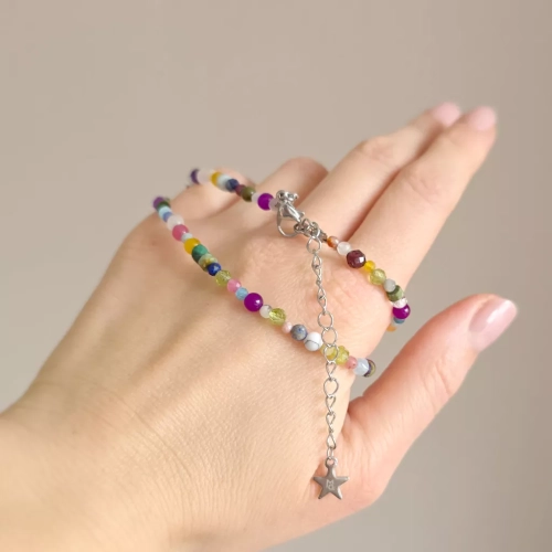 NAW1115 webp Naszyjnik choker unikat mix kolorowych kamieni Magneska biżuteria 4.webp