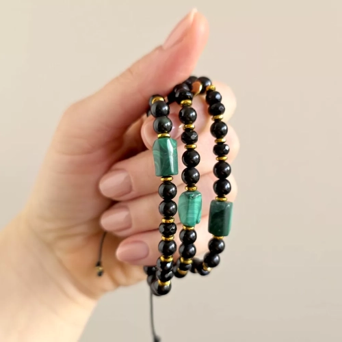 SZN1116 webp Pebbles damska bransoletka malachit, czarny turmalin, onyks, obsydian tęczowy i złoty hematyt Magneska biżuteria 6.webp