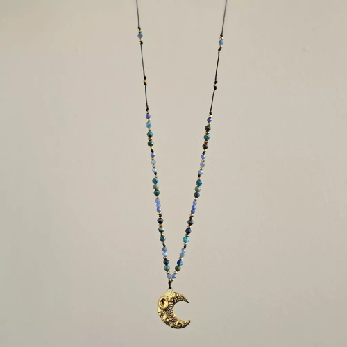 NAW1119 webp Naszyjnik unikat regulowany kyanit niebieski, chryzokola, agat, hematyt i księżyc Magneska biżuteria Zielona Góra 5.webp