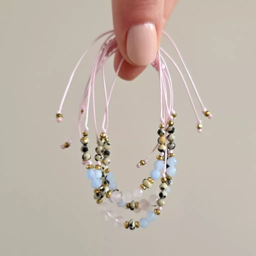 SZN1118 webp Bransoletka kwarc różowy, jaspis dalmatyńczyk, angelit i hematyt na różowym sznurku Magneska biżuteria.webp