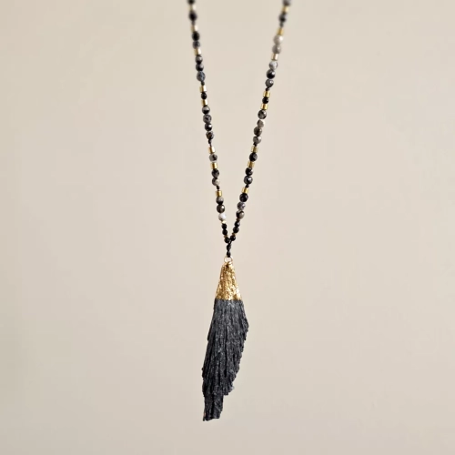 NAW1129 webp Naszyjnik unikat regulowany czarny kyanit, czarny turmalin, agat czarny, agat brązowy, obsydian złoty i hematyt - naszyjnik ochronny.webp