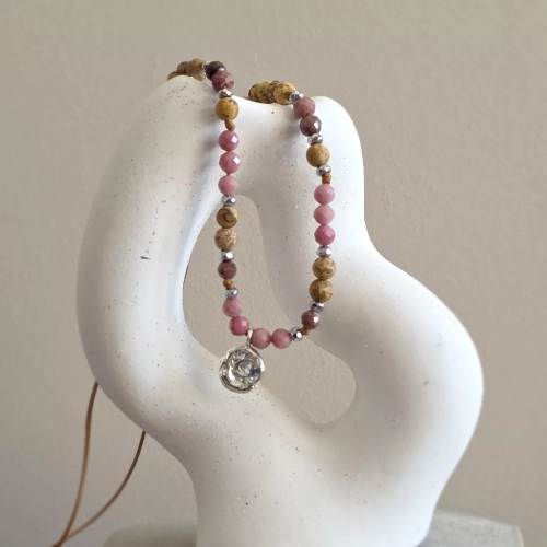 NAW1137 webp SUNSET - księżyc - naszyjnik regulowany rodonit, jaspis pejzażowy, hematyt i srebro p.925 Magneska biżuteria 6.webp