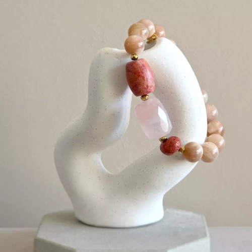 KAM871 webp Bohemian bransoletka unikat kwarc różowy, koral, kamień słoneczny i hematyt Magneska biżuteria 6.webp