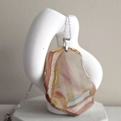 NAW1134 webp Naszyjnik unikat jaspis polichromowy nieregularna płytka stal chirurgiczna Magneska 3.webp