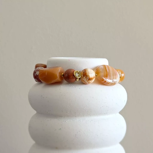 KAM872 webp Bohemian bransoletka unikat agat, awenturyn, karneol, jaspis czerwony, kamień słoneczny i hematyt Magneska bizuteria 5.webp