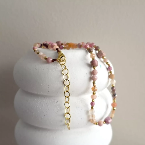 NAW1142 webp Naszyjnik unikat choker kamień słoneczny, rodonit, awenturyn pomarańczowy i hematyt Magneska 4.webp