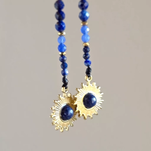 KST808 webp Kolczyki wiszące unikaty lapis lazuli, niebieski agat, hematyt i złota stal chirurgiczna Magneska 2.webp