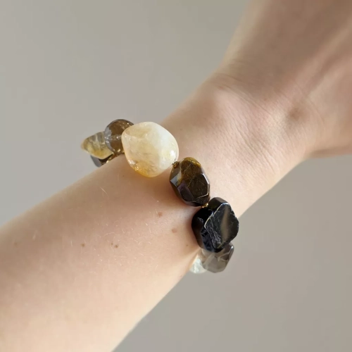 KAM873 webp Bohemian bransoletka unikat cytryn, kwarc dymny, tygrysie oko, czarny turmalin i hematyt Magneska.webp