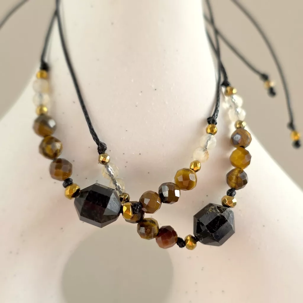 SZN1125 webp Bransoletka czarny turmalin, tygrysie oko, cytryn i hematyt na czarnym sznurku v.3 Magneska Zielona Góra 2.webp