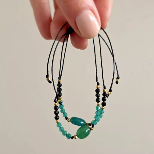 SZN1131 webp Bransoletka zielony agat, czarny turmalin i hematyt na czarnym sznurku Magneska biżuteria.webp