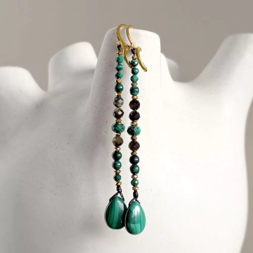 KST825 webp Kolczyki wiszące unikaty malachit, obsydian złoty, hematyt i złota stal chirurgiczna  Magneska biżuteria Zielona Góra 3.webp