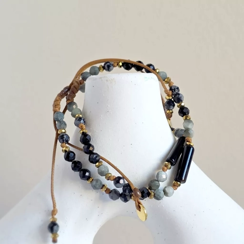 FULLNESS046 webp Bransoletka onyks czarny, orle oko, obsydian śnieżny, czarny turmalin i hematyt na brązowym sznurku Fullness of inner guardian Magneska 6.webp