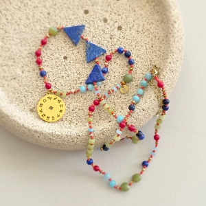 Naszyjnik supełkowany unikat lapis lazuli, jadeit, koral, amazonit i hematyt na czerwonym sznurku / zawieszka koło zodiakalne