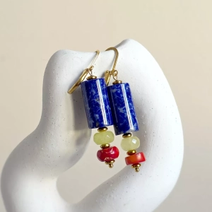 Kolczyki wiszące unikaty lapis lazuli, jadeit, koral i hematyt złota stal chirurgiczna 