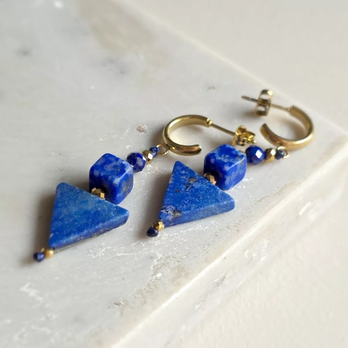 Kolczyki wiszące unikaty lapis lazuli, hematyt i złota stal chirurgiczna Magneska