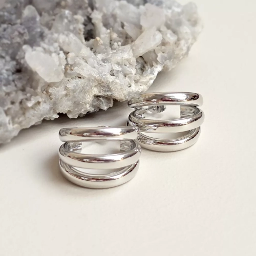 KST852 webp Kolczyki potrójne kółeczka  srebrne  mosiądz rodowany Magneska 3.webp