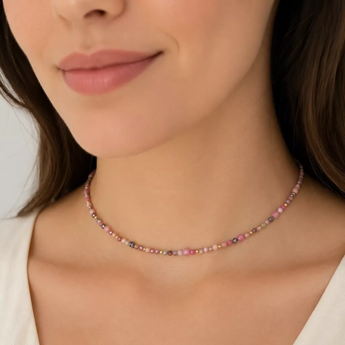Ręcznie wykonany naszyjnik choker z fasetowanego rodonitu i złotego hematytu unikatowa biżuteria magneska.pl