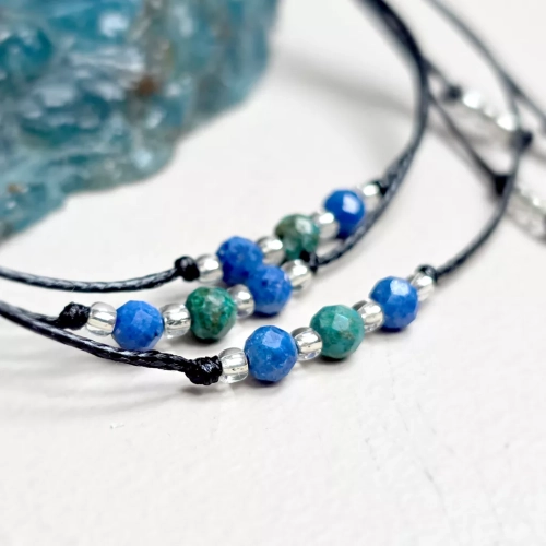 Bransoletka na sznurku z kamieni naturalnych - malachit i lapis lazuli - Magneska.pl biżuteria ręcznie tworzona