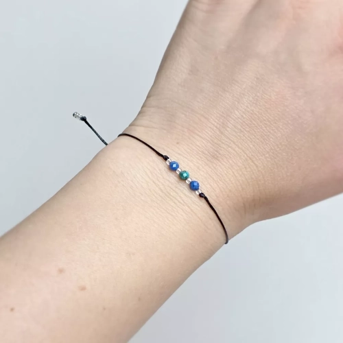 Bransoletka na sznurku z kamieni naturalnych - malachit i lapis lazuli - Magneska.pl biżuteria ręcznie tworzona
