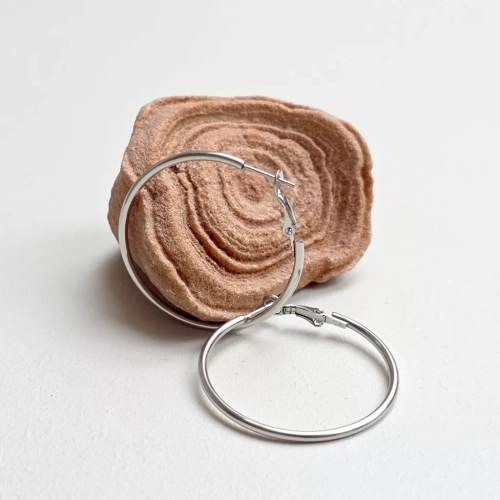 Klasyczne kolczyki koła 4 cm. Magneska.pl biżuteria ze stali chirurgicznej.
