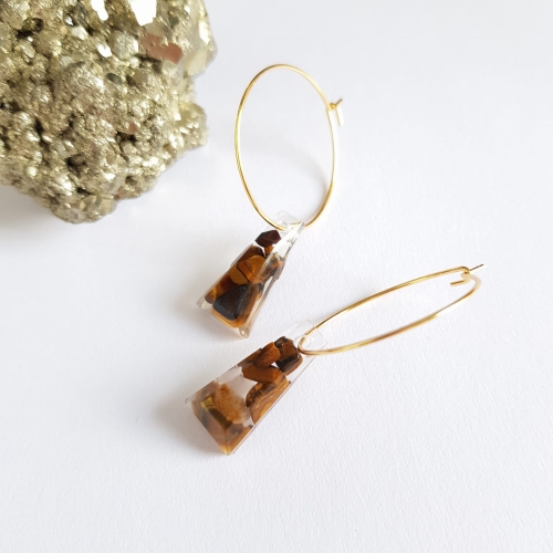 Kolczyki wiszące tygrysie oko trapezy na złotych kółeczkach stal chirurgiczna Sparkles brown