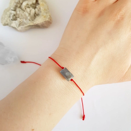 WishYouLuck labradoryt bryłka bransoletka szczęścia na czerwonym sznurku