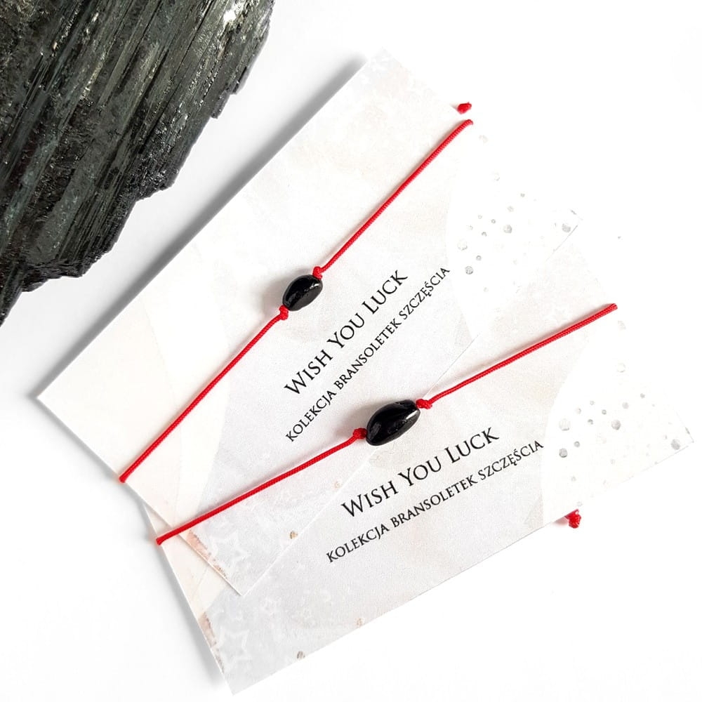 WishYouLuck czarny turmalin mała bryłka bransoletka szczęścia na czerwonym sznurku