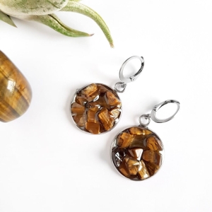 Kolczyki wiszące tygrysie oko w żywicy stal chirurgiczna Sparkles brown