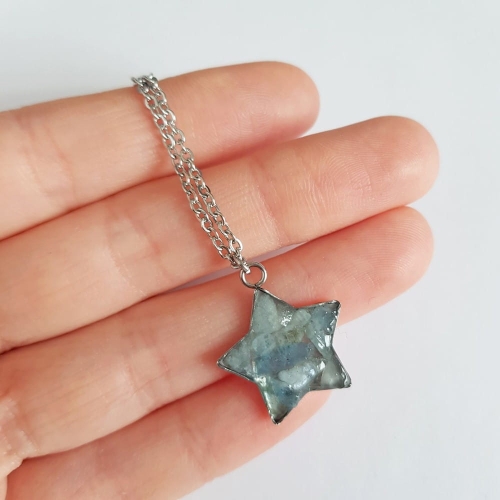 Naszyjnik akwamaryn gwiazdka na srebrnym łańcuszku stal chirurgiczna Sparkles aquamarine