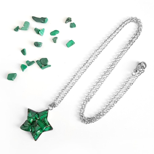 Naszyjnik malachit gwiazdka na srebrnym łańcuszku stal chirurgiczna Sparkles malachite