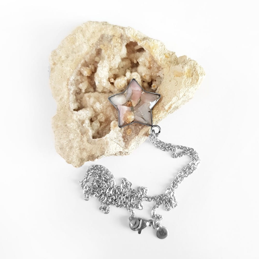 Naszyjnik różowy opal peruwiański gwiazdka na srebrnym łańcuszku stal chirurgiczna Sparkles pink