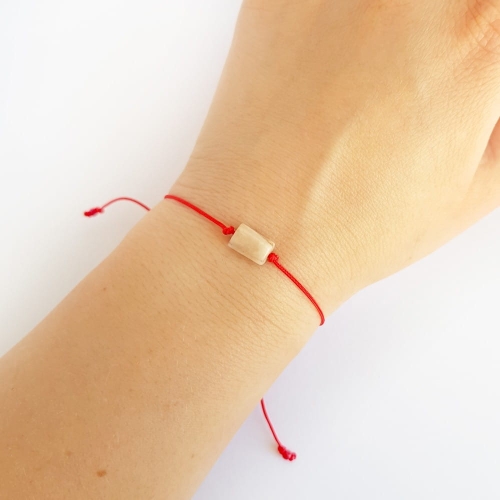 WishYouLuck kamień słoneczny bryłka bransoletka szczęścia na czerwonym sznurku