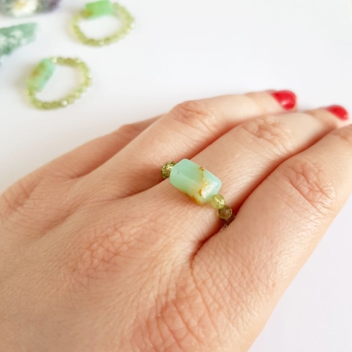 Pierścionek elastyczny chryzopraz i peridot Beauty green