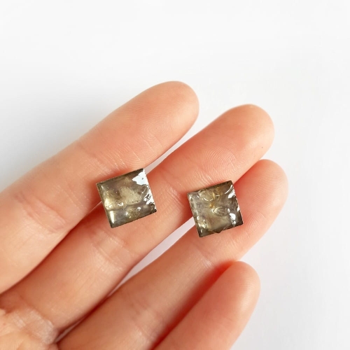 Kolczyki sztyfty kwadraty cytryn w żywicy stal chirurgiczna Sparkles citrine