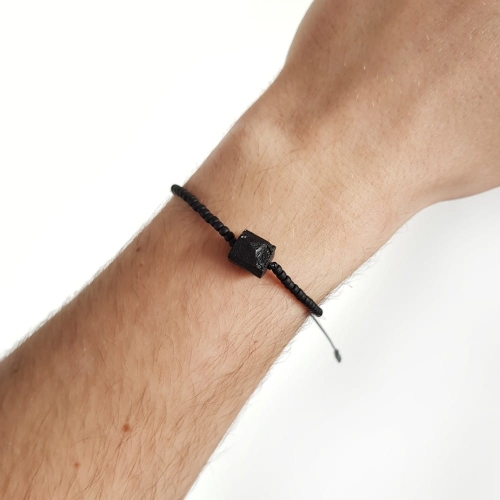 Męska bransoletka na sznurku czarny turmalin Little black cylinder matte black
