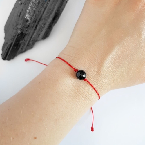 WishYouLuck czarny turmalin big bransoletka szczęścia na czerwonym sznurku