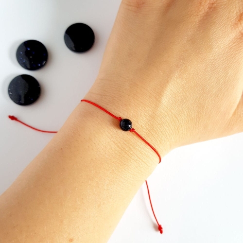 WishYouLuck noc kairu bransoletka szczęścia na czerwonym sznurku