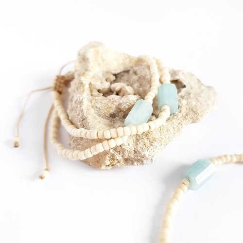 Męska bransoletka na sznurku akwamaryn Little aquamarine cylinder polished beige