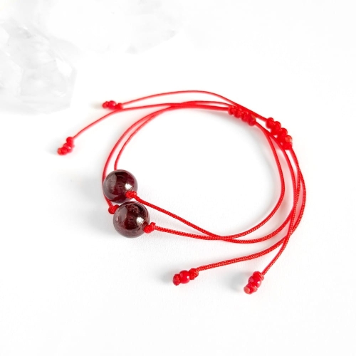 WishYouLuck granat big bransoletka szczęścia na czerwonym sznurku